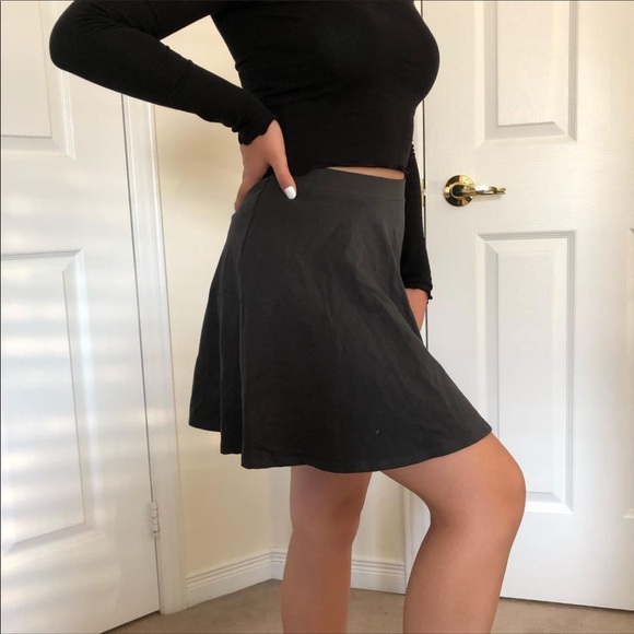Forever 21 skater skirt - Picture 2 of 2